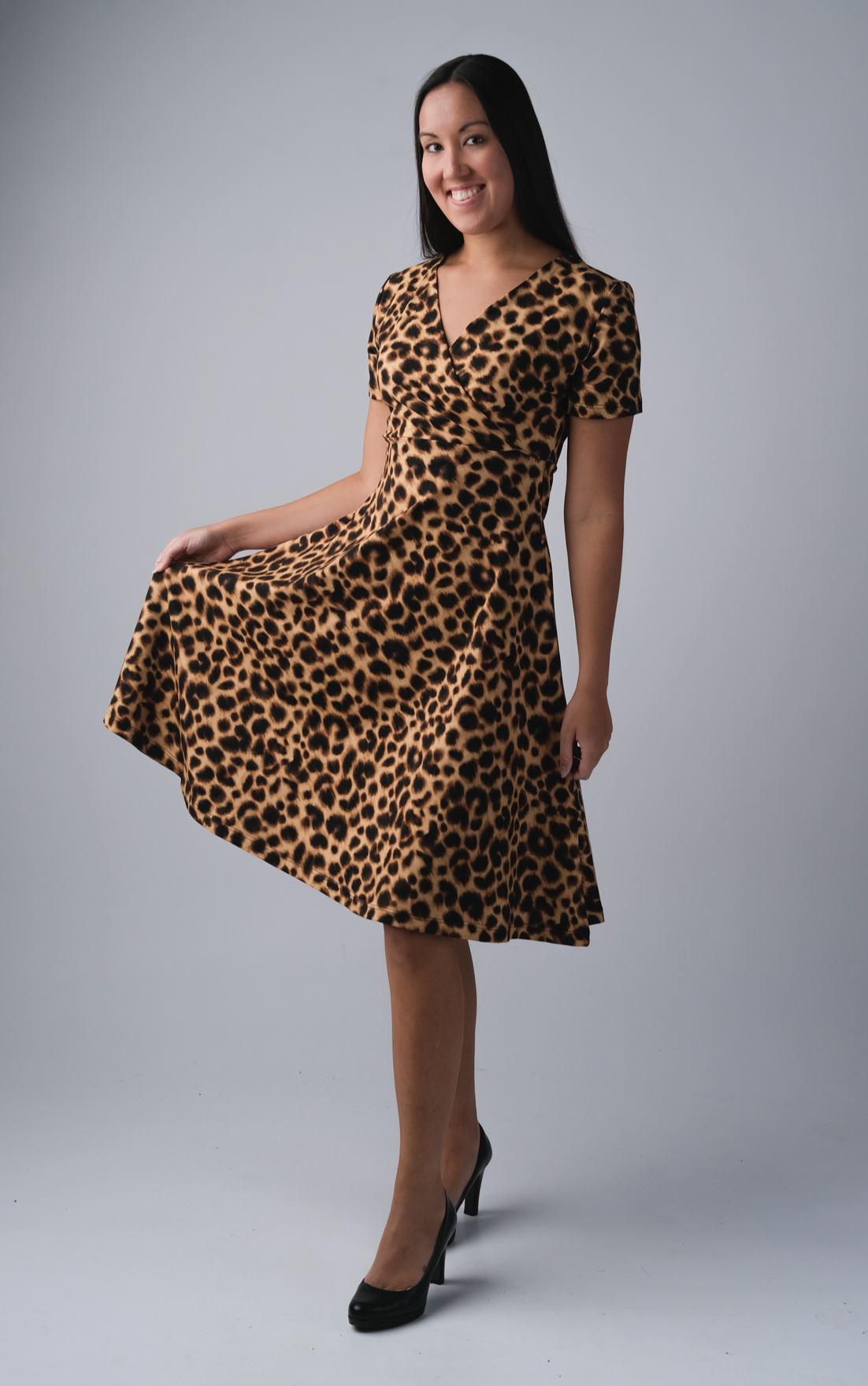 Be Casual- lyhythihainen mekko, leopardi