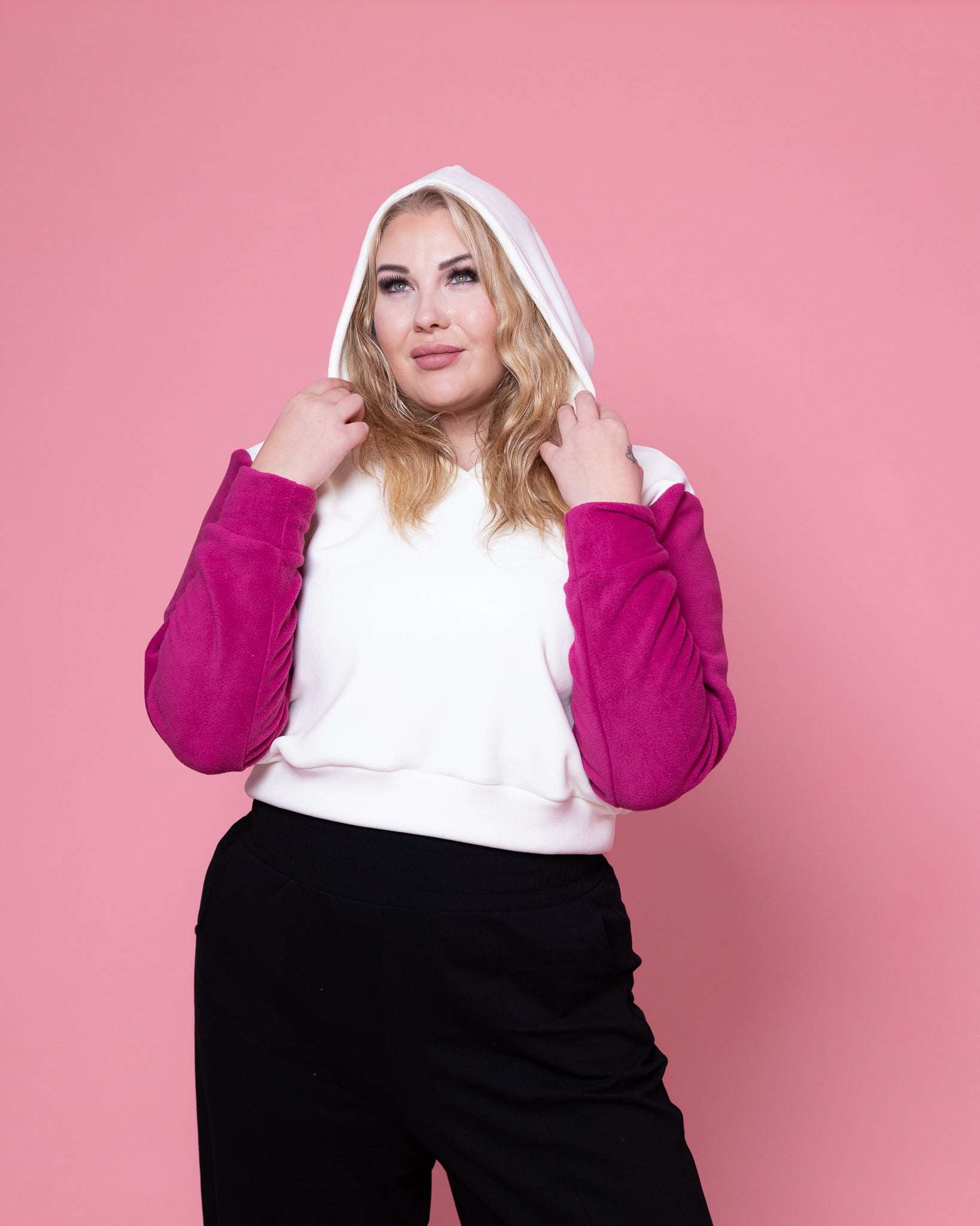 Everyday huppari crop, fleece valkoinen/pinkki