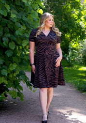 CASUAL LYHYTHIHAINEN- MEKKO COCO TIGER