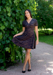 CASUAL LYHYTHIHAINEN- MEKKO COCO TIGER